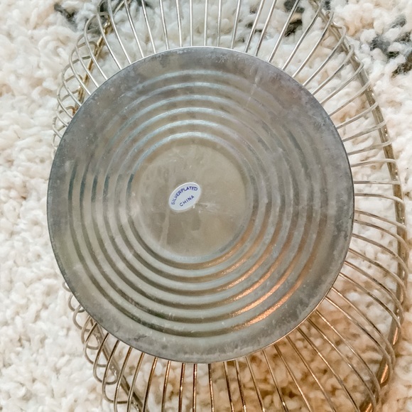 Retro Silver Plated Vintage Bread Bowl - Picture 3 of 4